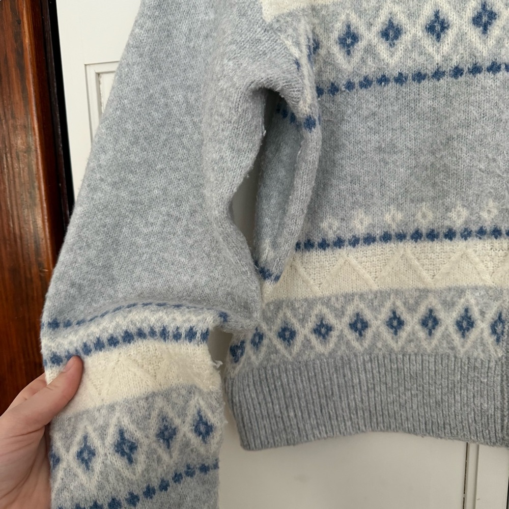 Aerie unReal Fairisle Cardigan Sweater in Medium Heather Gray Size Medium - Picture 4 of 9